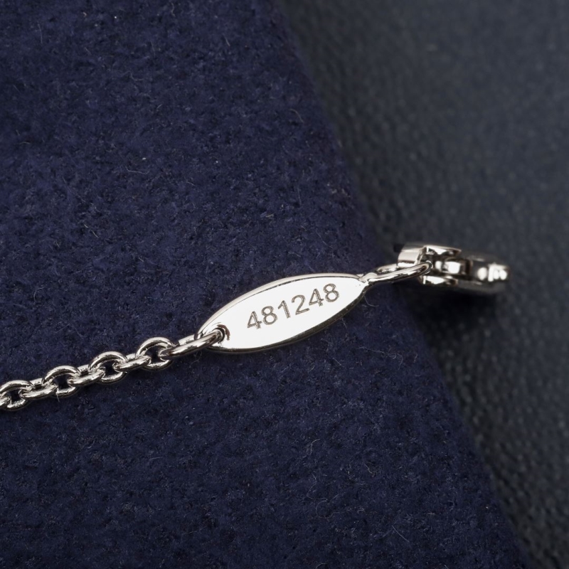 HARRY WINSTON